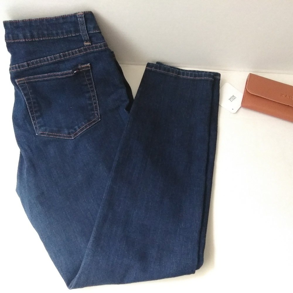 Jeans - Picture 2 of 5